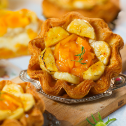 Tropical Mít, Chuối